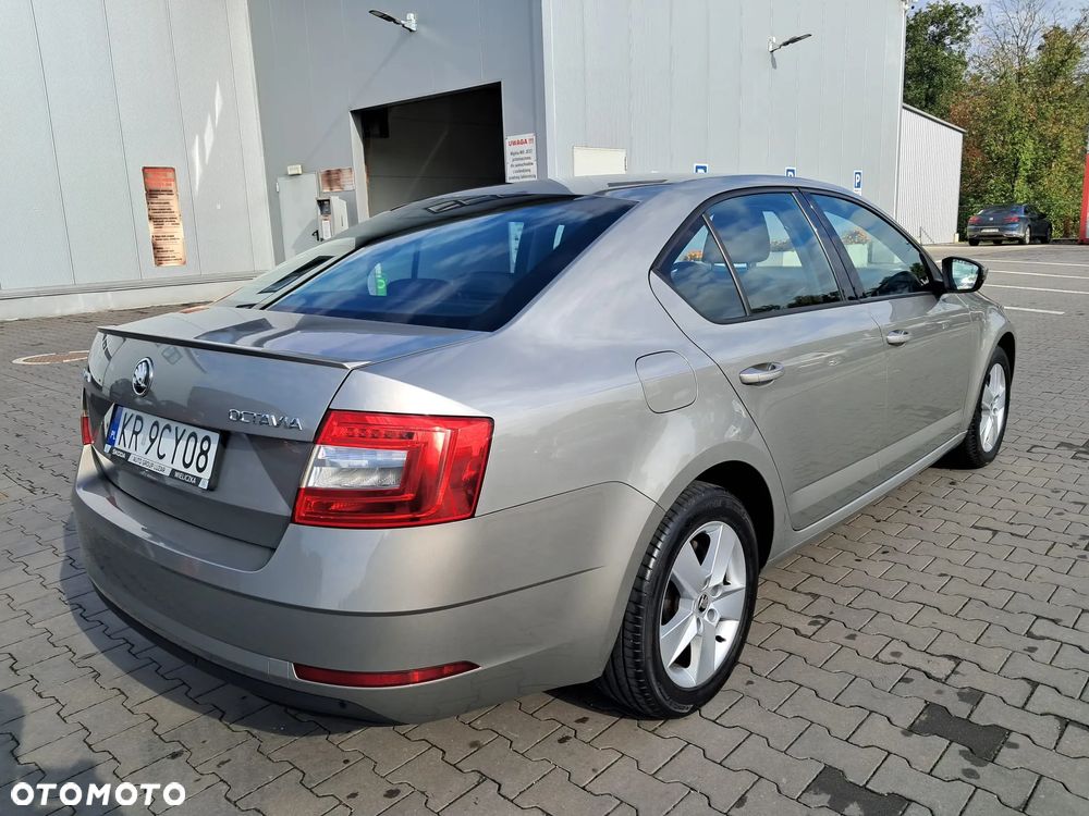Skoda Octavia 1.5 TSI ACT Ambition - 4