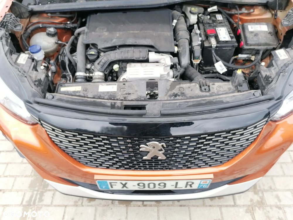 Peugeot 2008 1.2 PureTech Active Pack S&S EAT8 - 11