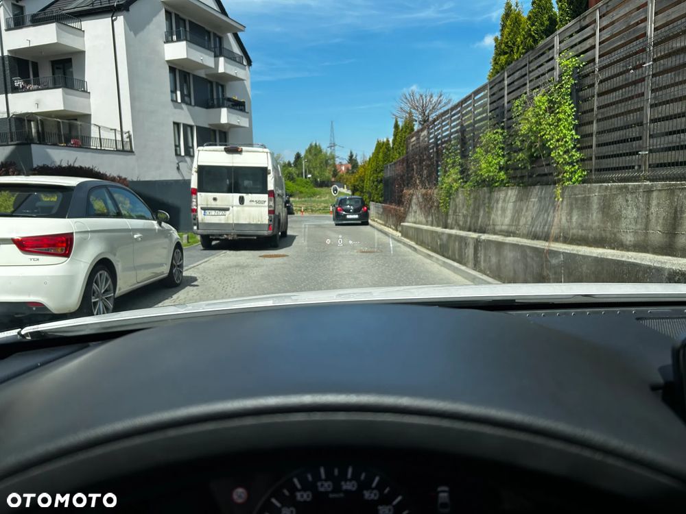 Mazda 3 e-SKYACTIV-G 2.0 M HYBRID DRIVE SELECTION - 25