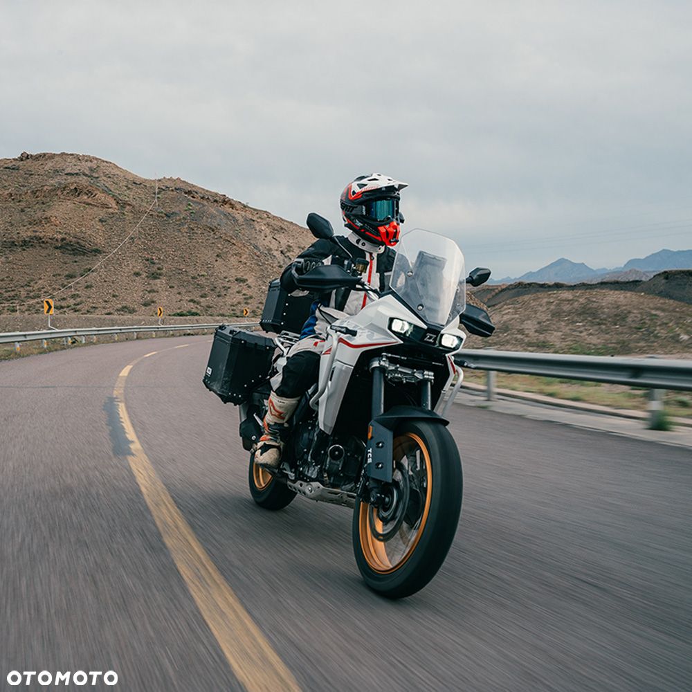 KOVE 800X Touring - 12