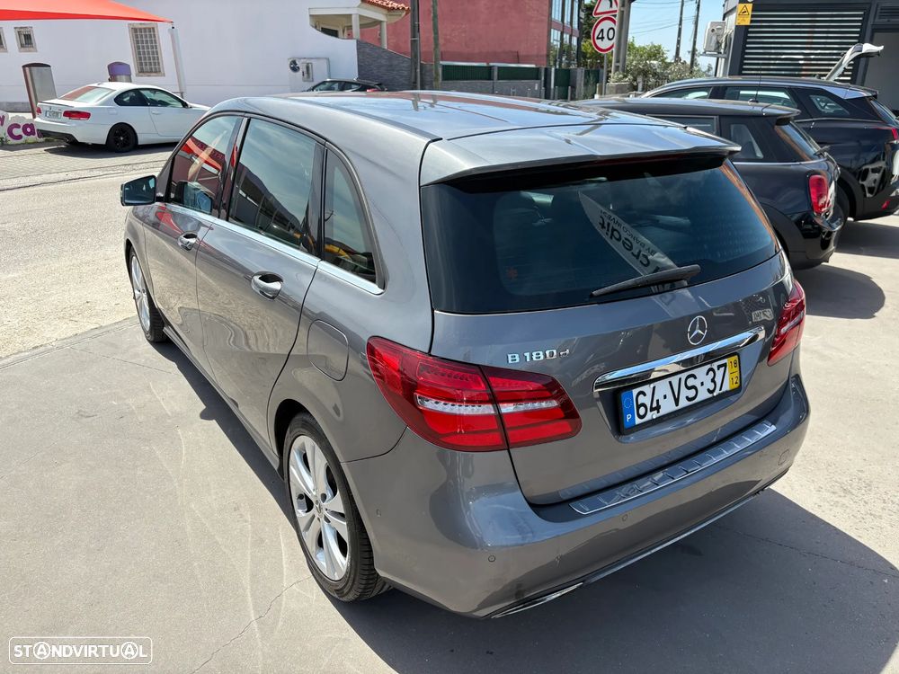 Mercedes-Benz B 180 d Urban - 6