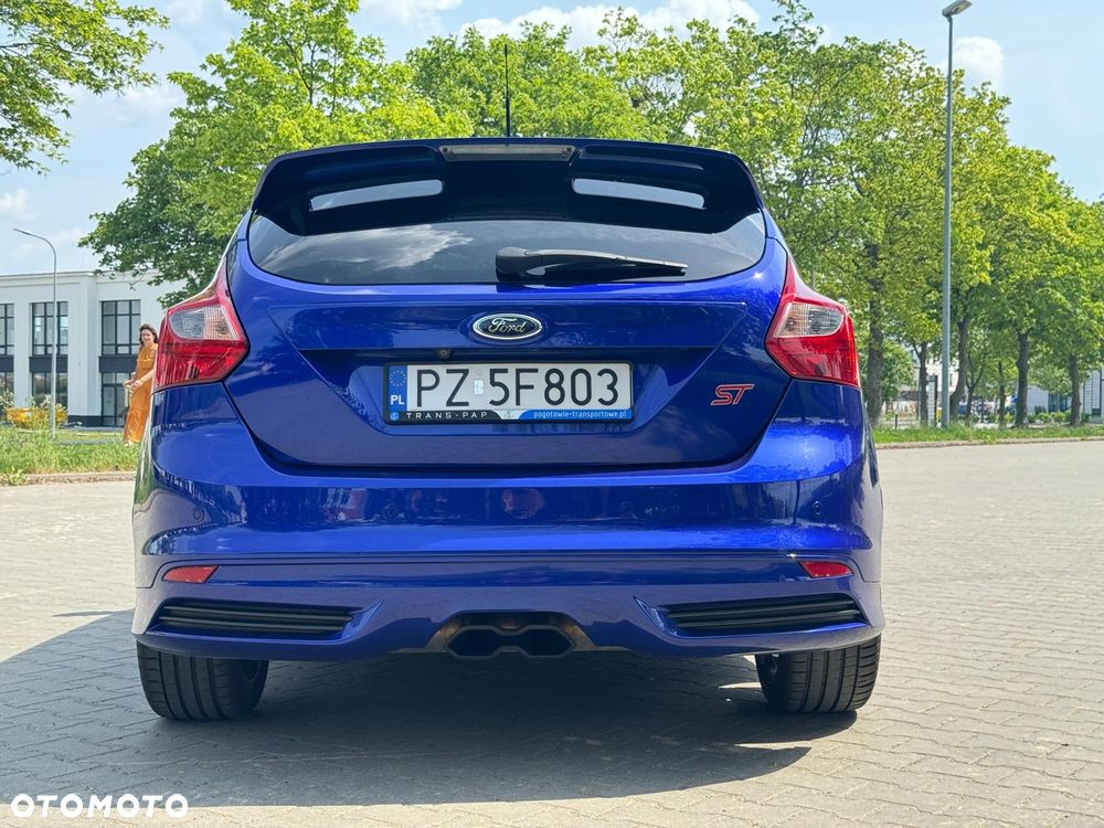 Ford Focus 2.0 EcoBoost ST - 3