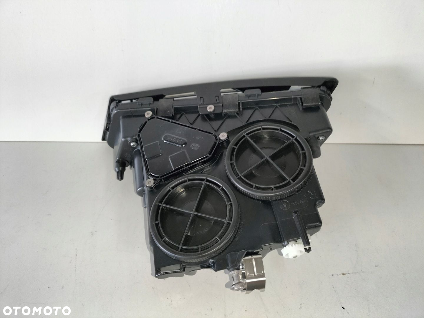 Halogen lampa prawy VOLVO FH3 FM 08- - 5