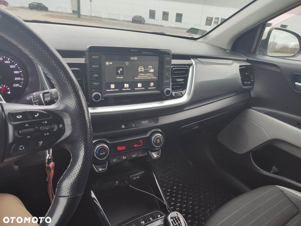 Kia Stonic 1.4 L - 15