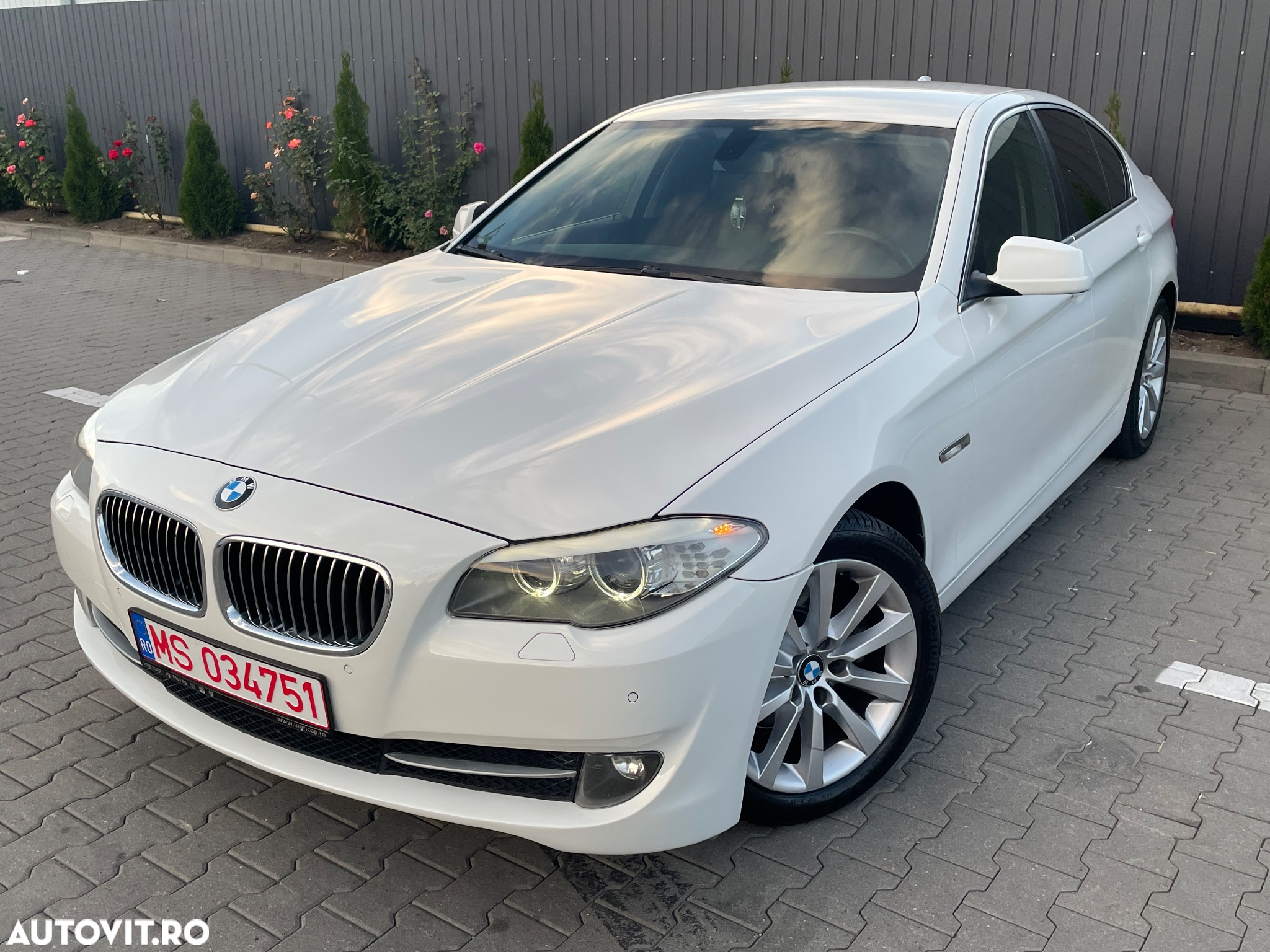 BMW Seria 5 520d - 7