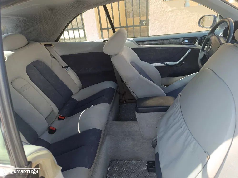 Mercedes-Benz CLK 320 - 12