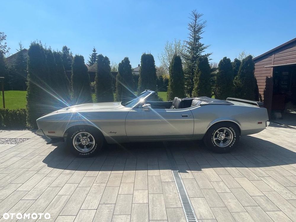 Ford Mustang - 5