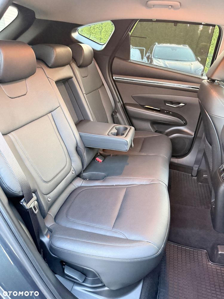 Hyundai Tucson 1.6 T-GDi 48V Platinum 4WD DCT - 27