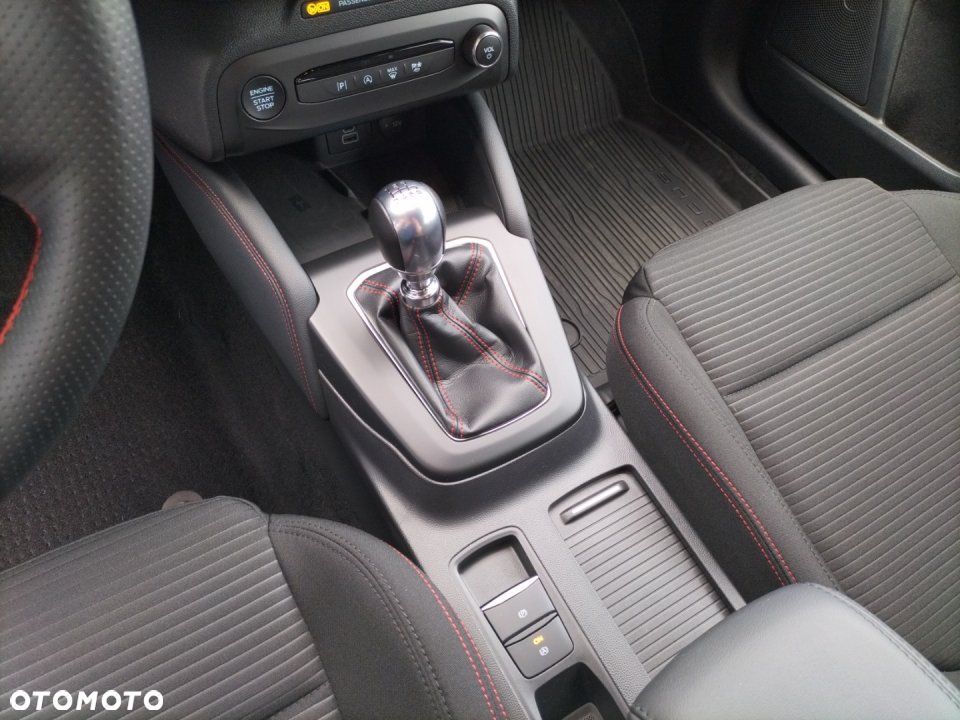 Ford Focus - 13