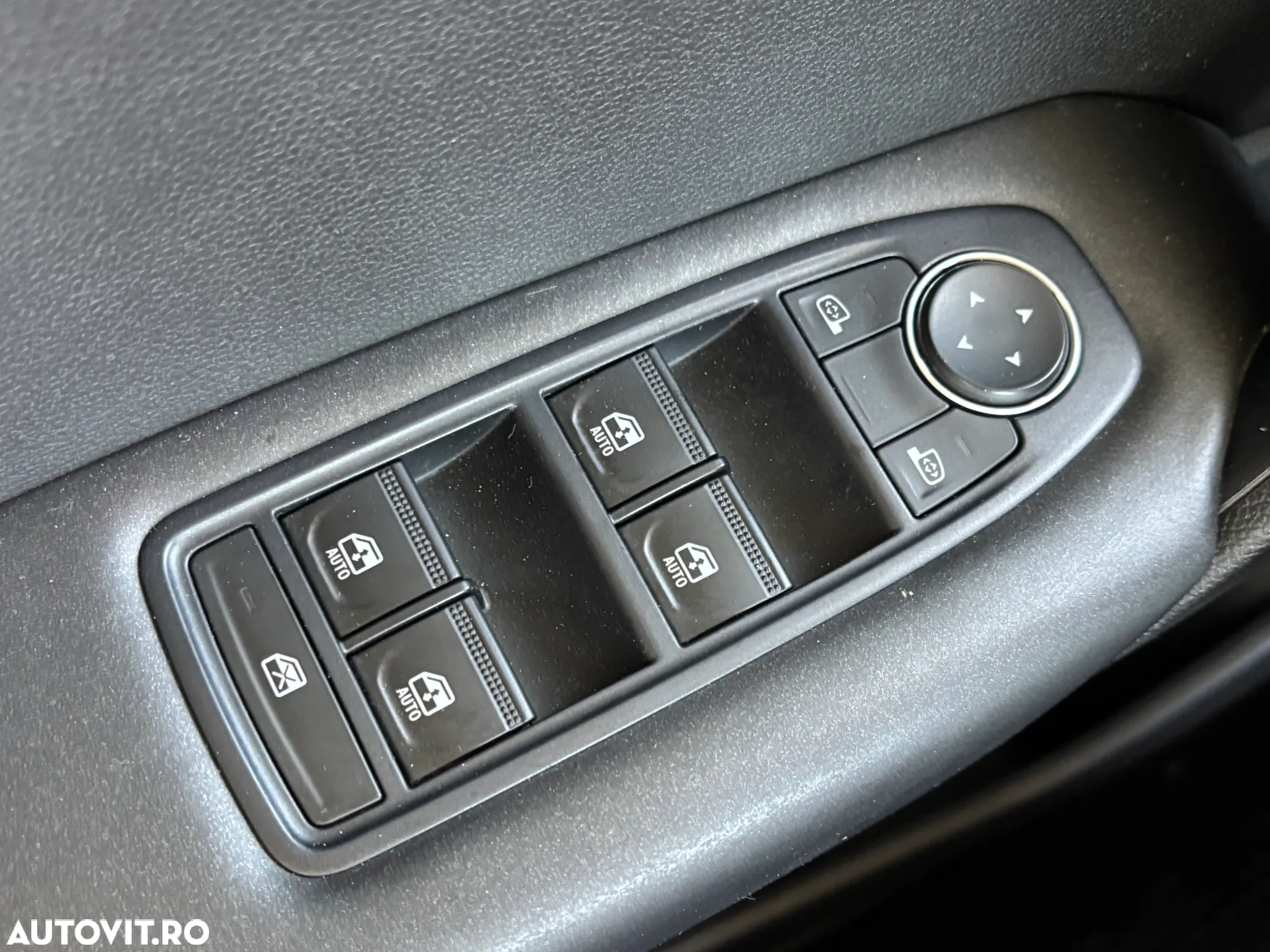 Renault Captur TCe 90 Life - 35