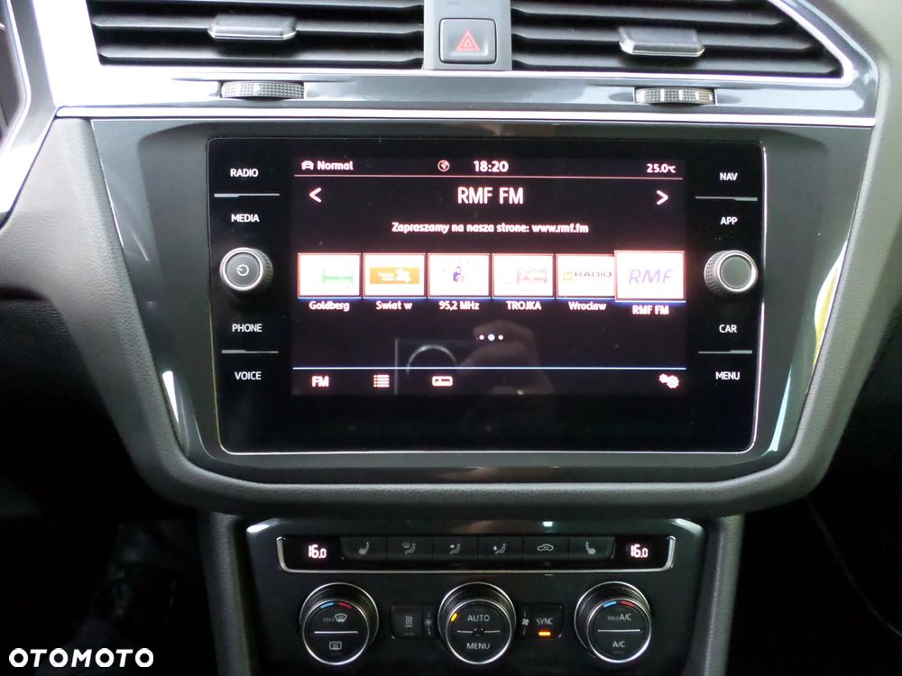 Volkswagen Tiguan - 35