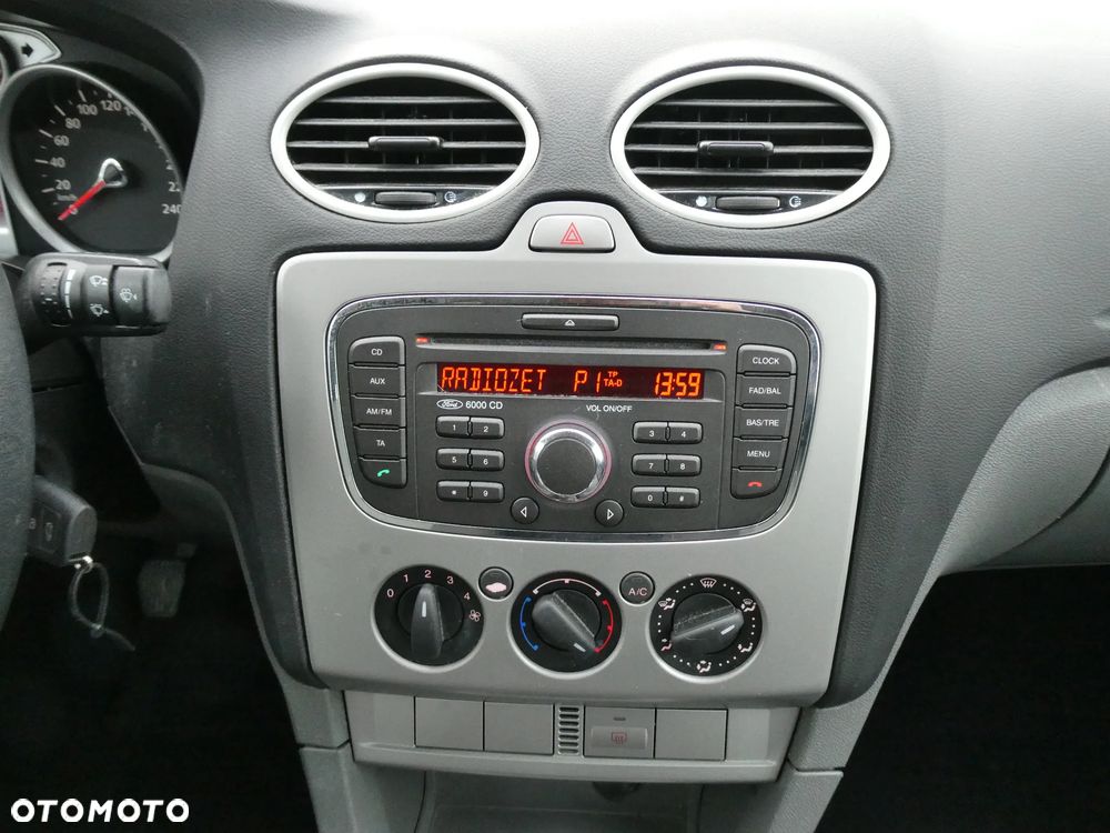 Ford Focus 2.0 16V Style+ - 17