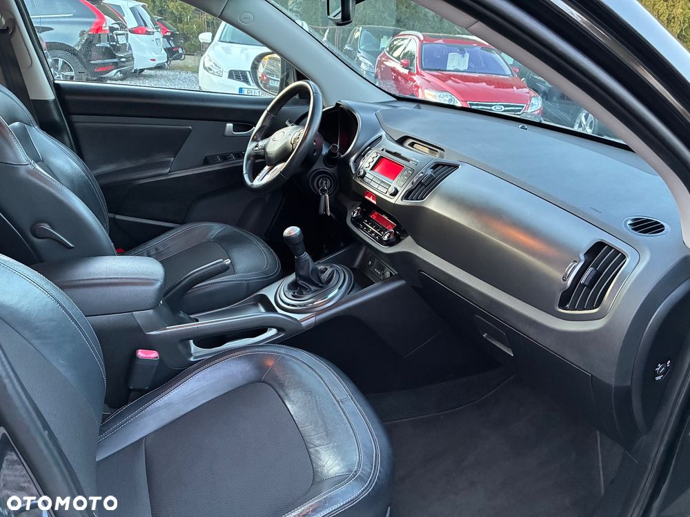 Kia Sportage 2.0 CVVT 2WD Vision - 12