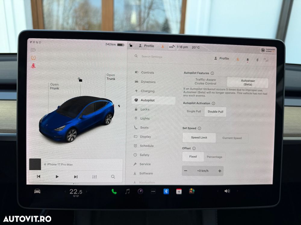 Tesla Model Y - 30