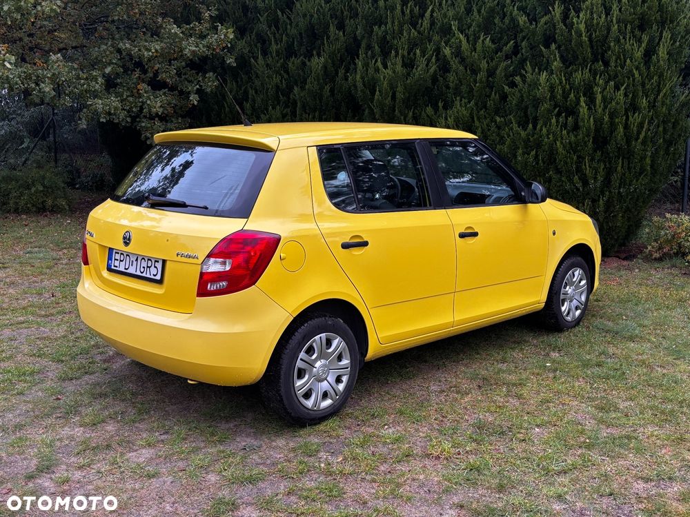 Skoda Fabia 1.2 HTP Active - 6