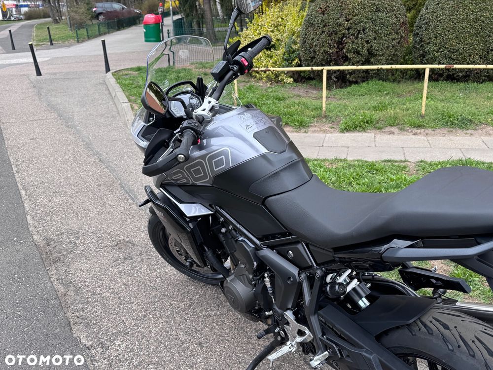 Triumph Tiger - 9