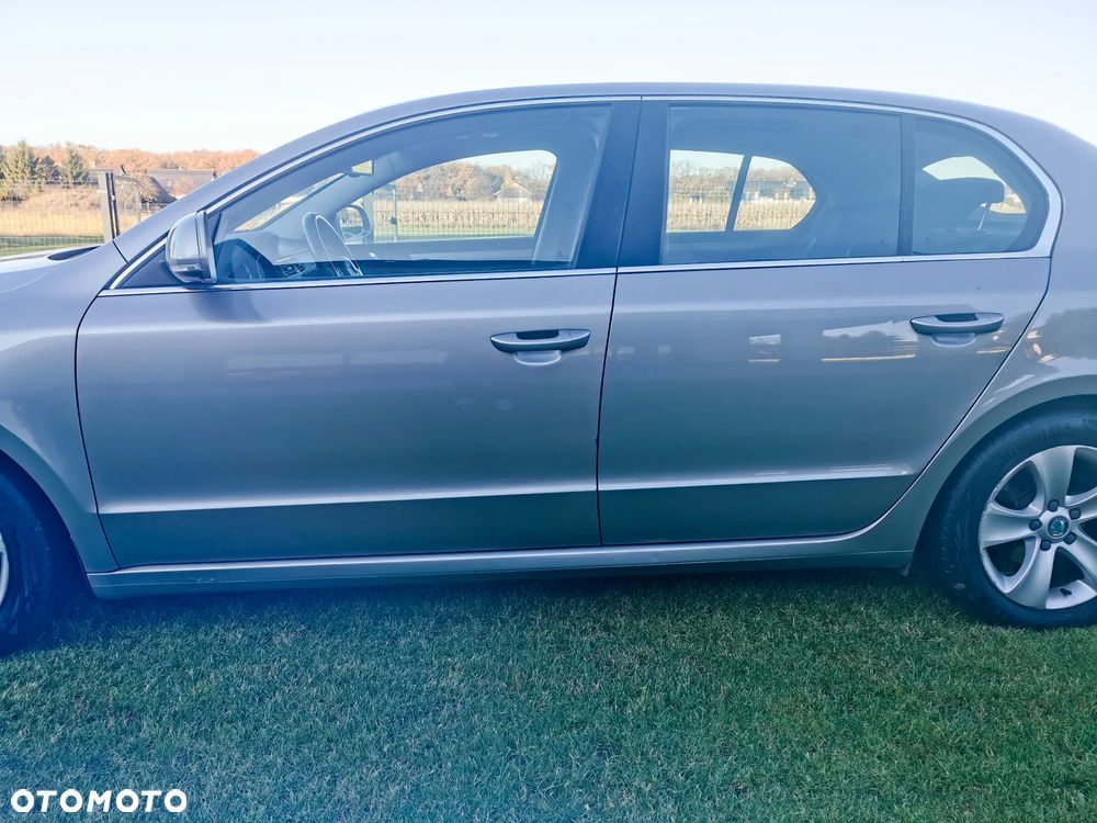 Skoda Superb 1.6 TDI Ambition Greenline - 2