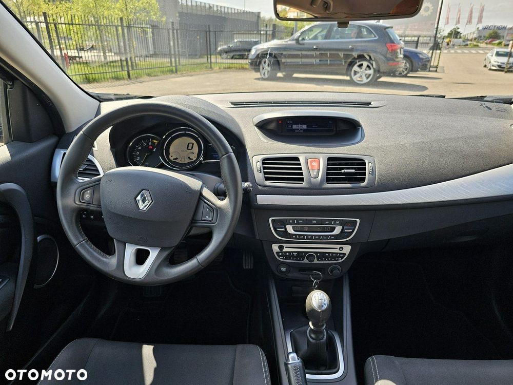 Renault Megane 1.6 16V 110 Dynamique - 19