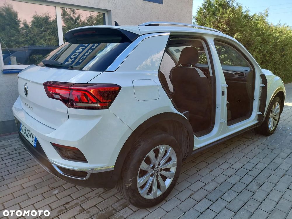 Volkswagen T-Roc - 13
