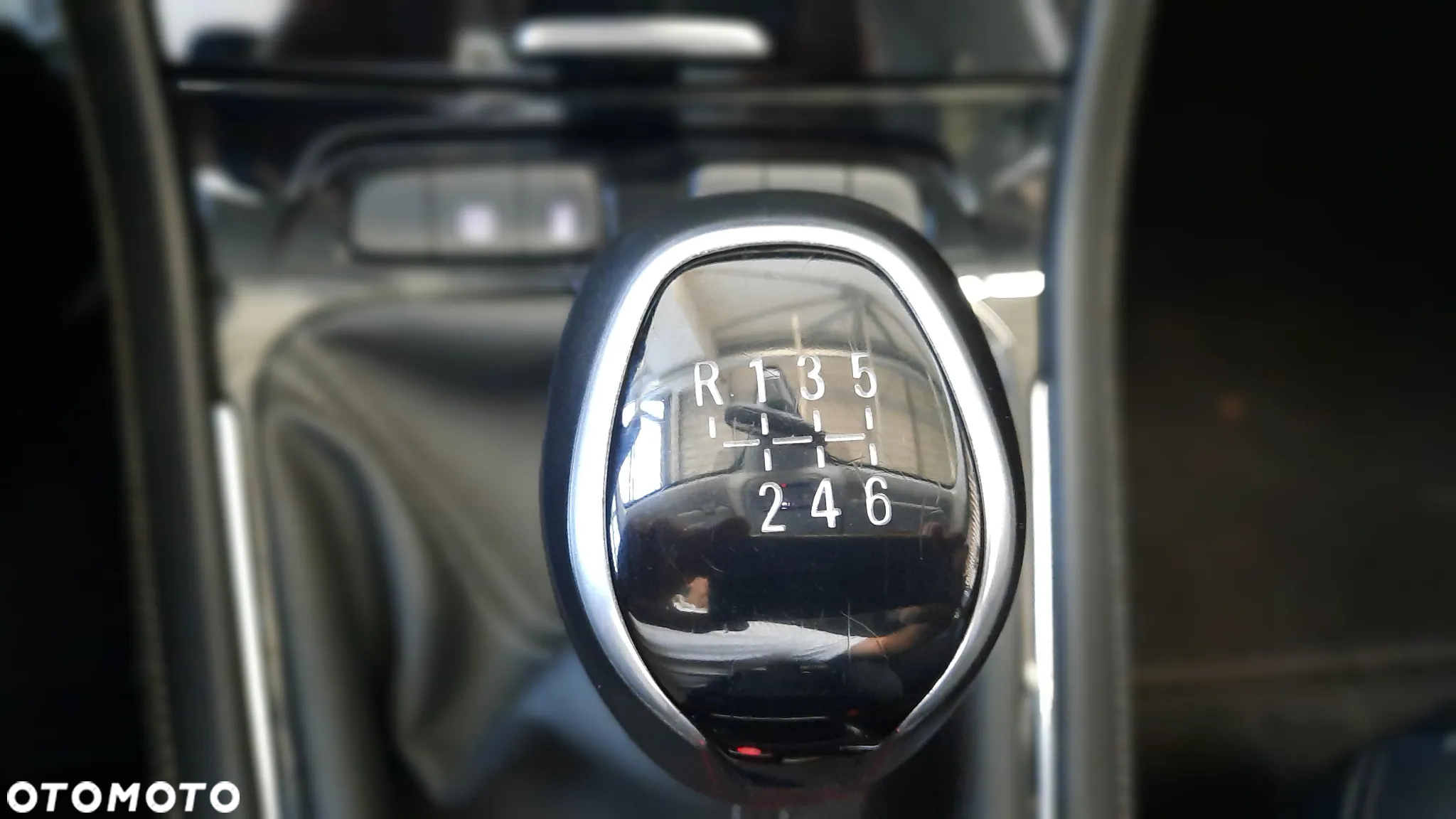 Opel Grandland X 1.2 Start/Stop Business INNOVATION - 11