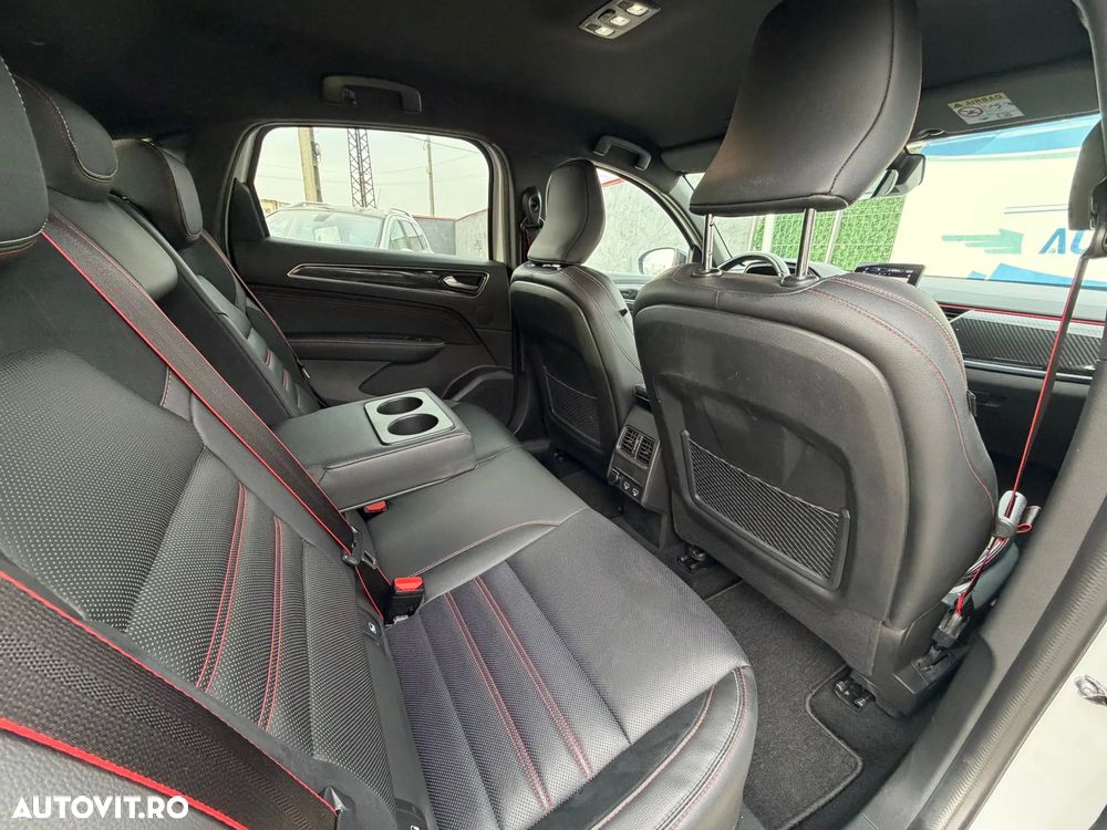 Renault Arkana E-TECH RS Line - 18