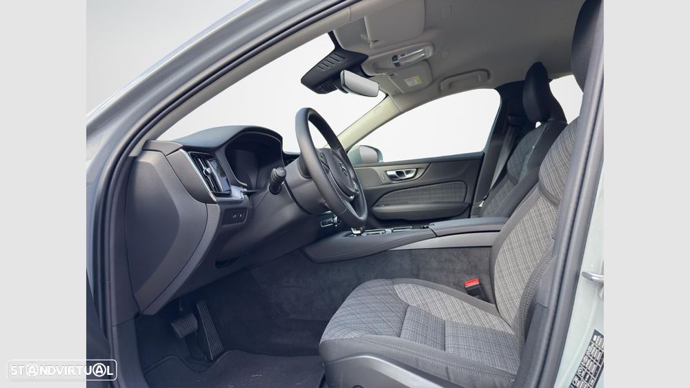 Volvo V60 2.0 T6 AWD TE Essential - 10