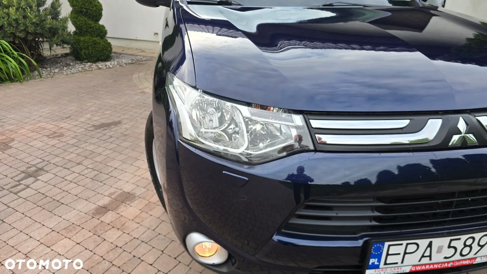 Mitsubishi Outlander - 15