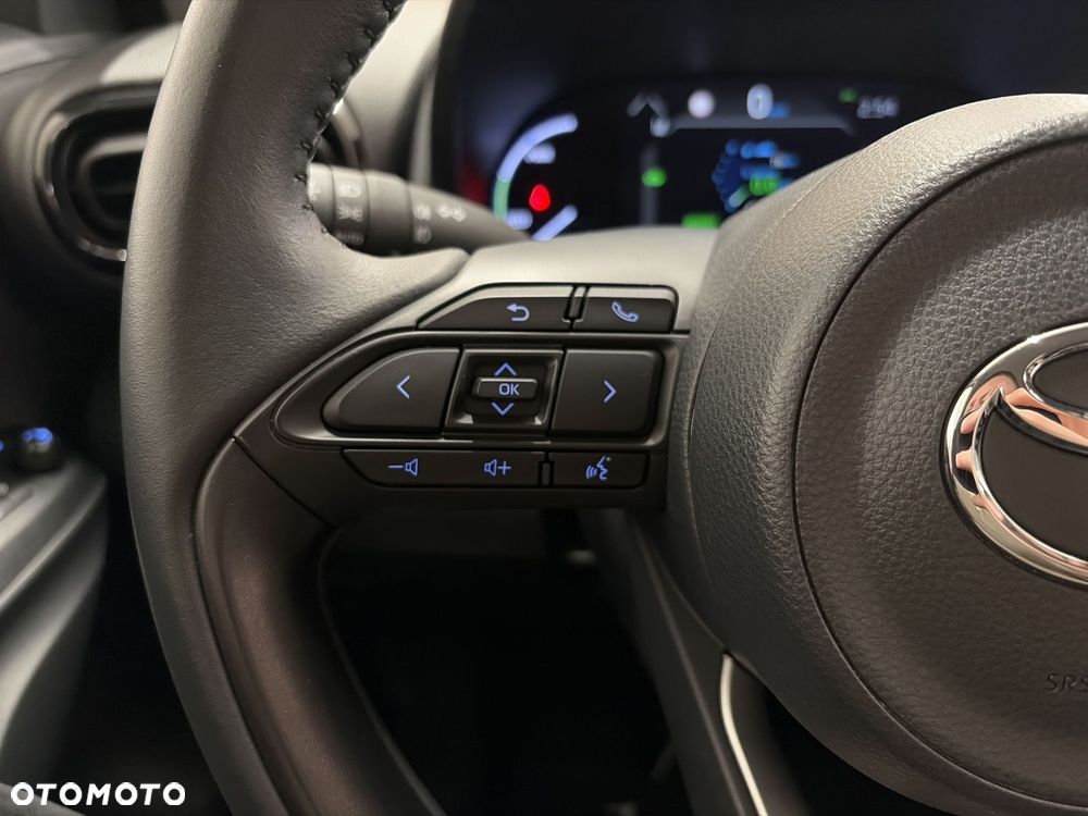 Toyota Yaris Cross Hybrid 1.5 Comfort 4x4 - 14