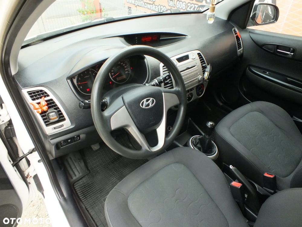 Hyundai i20 - 10
