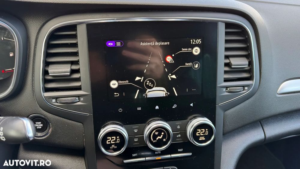 Renault Megane Grandtour TCe 140 GPF INTENS - 23