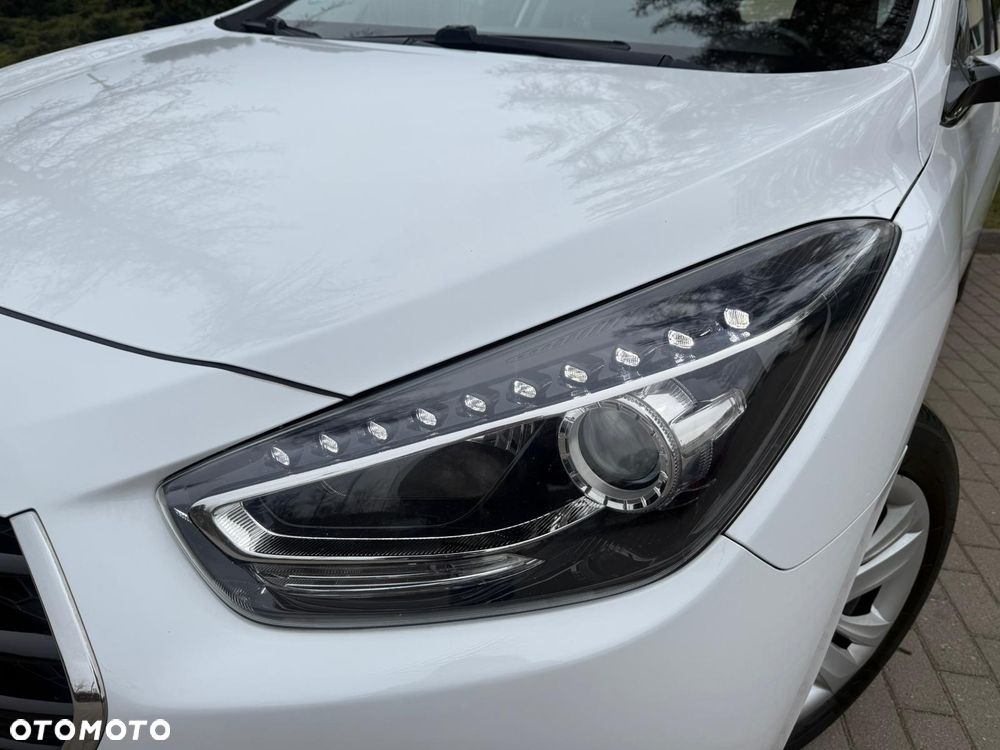 Hyundai i40 Kombi 1.6 Classic - 27