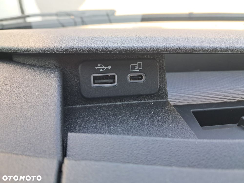 Iveco Daily 50C16H3.0Z izoterma z Agregatem - 8