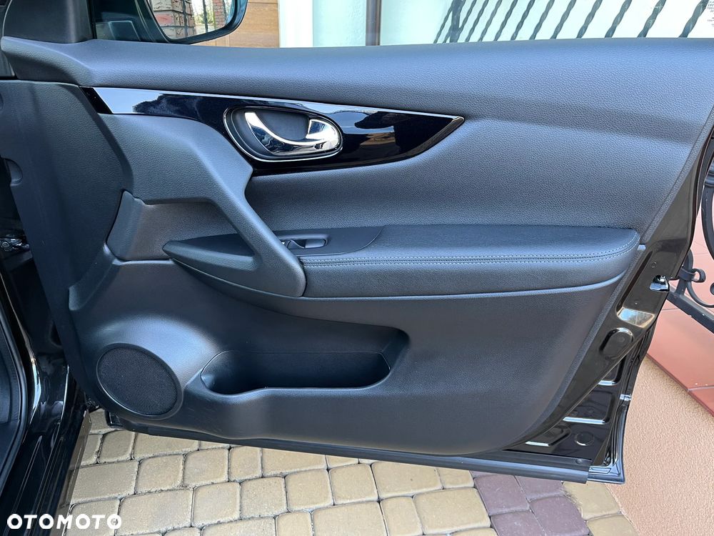 Nissan Qashqai 1.6 DCi N-Vision EU6 - 23