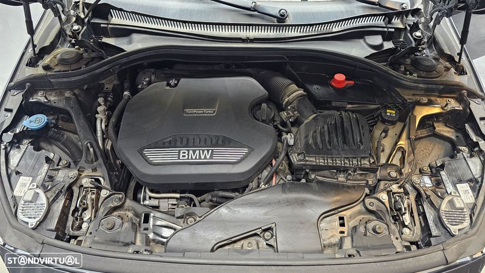 BMW 116 d Pack Desportivo M Auto - 35