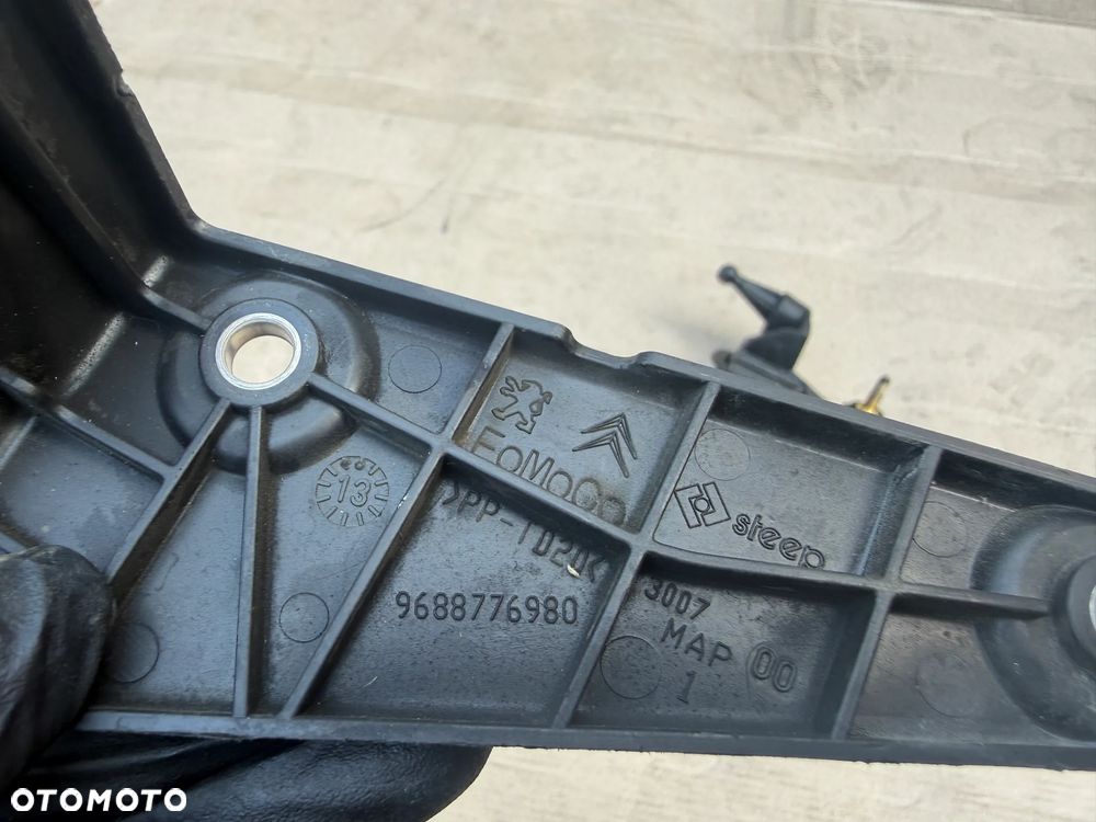 Mocowanie filtra paliwa 9688776980 9684350480 2.0 TDCI UFMA D4204T OE - 3