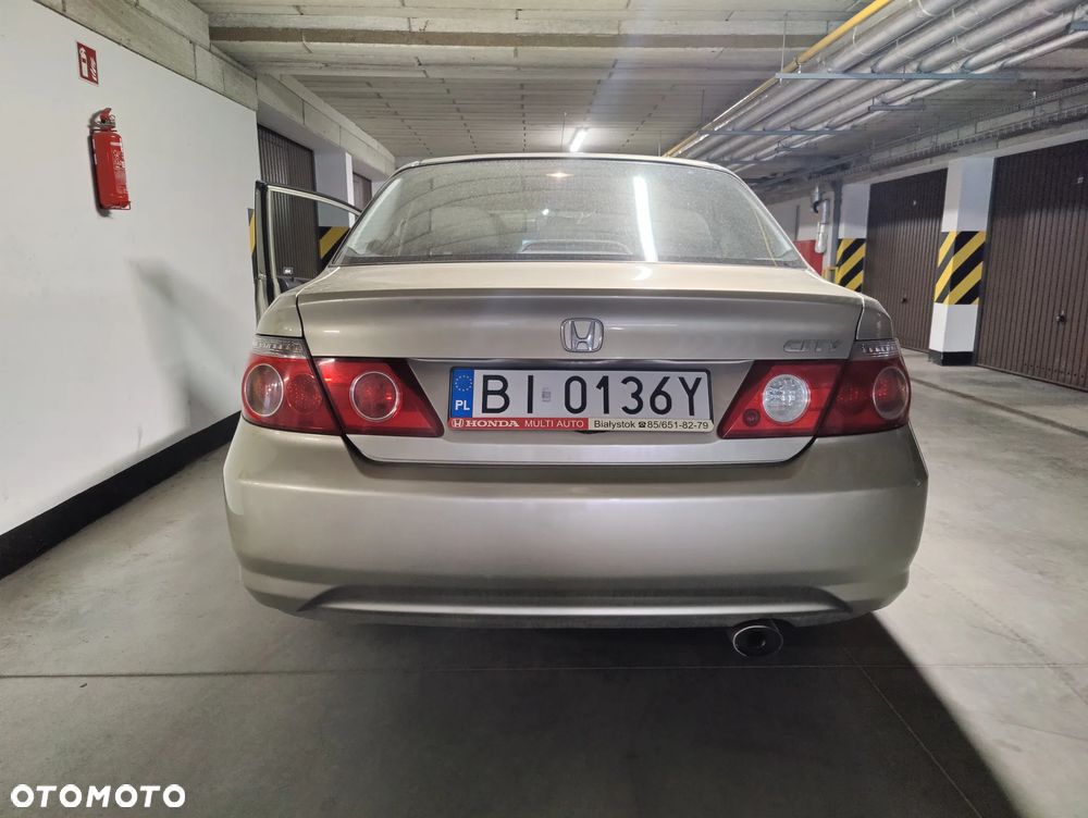 Honda City 1.4 Comfort - 5