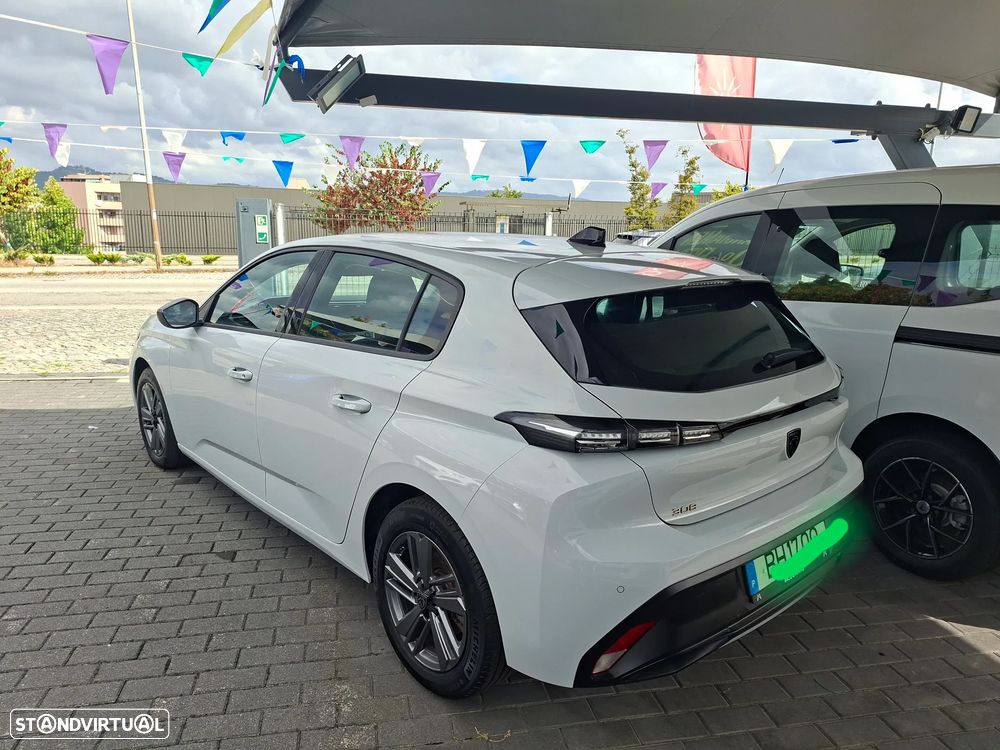 Peugeot 308 1.5 BlueHDi Active Pack EAT8 — fotografia 25