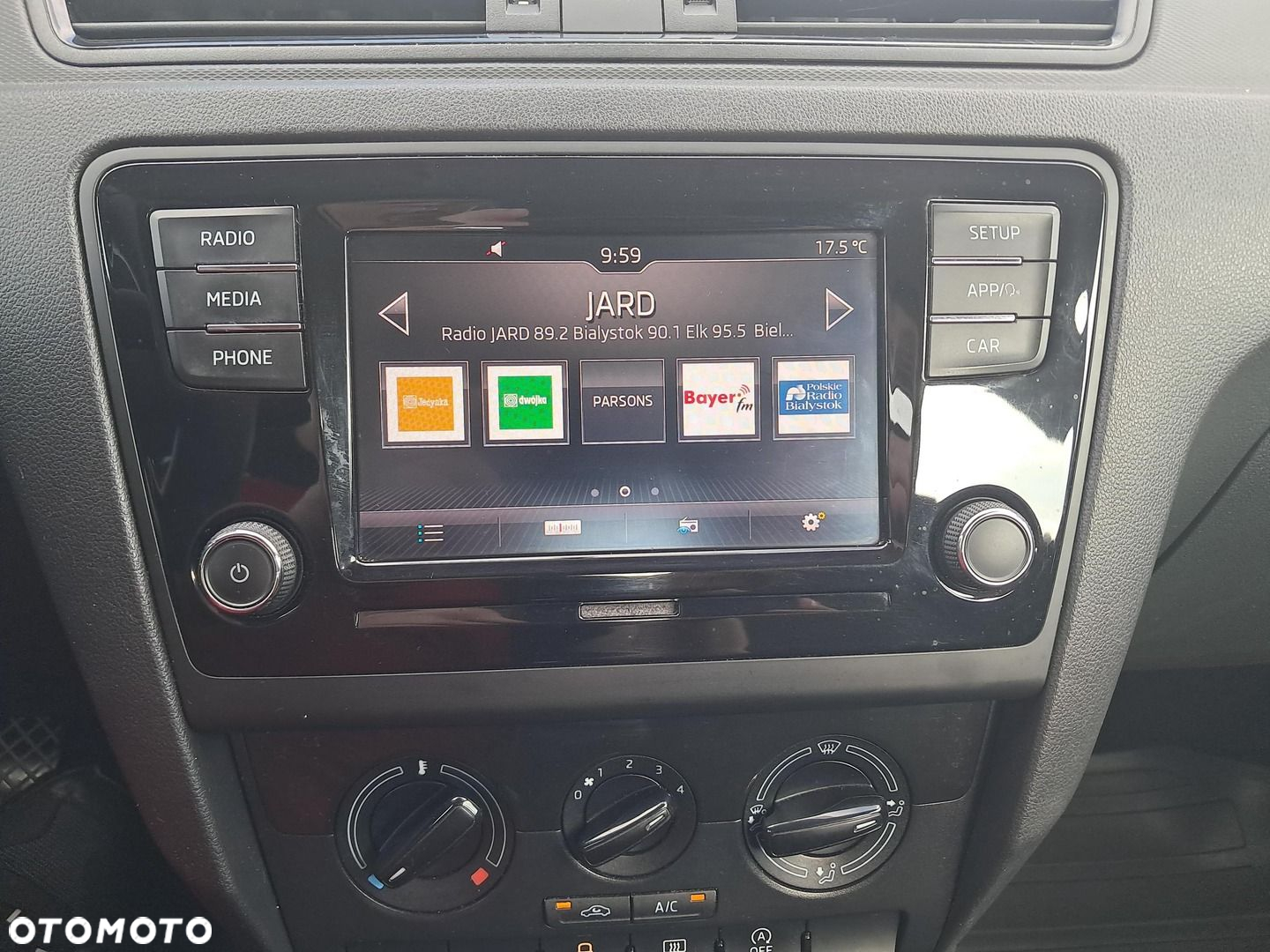 Skoda RAPID 1.6 TDI DPF Active - 17