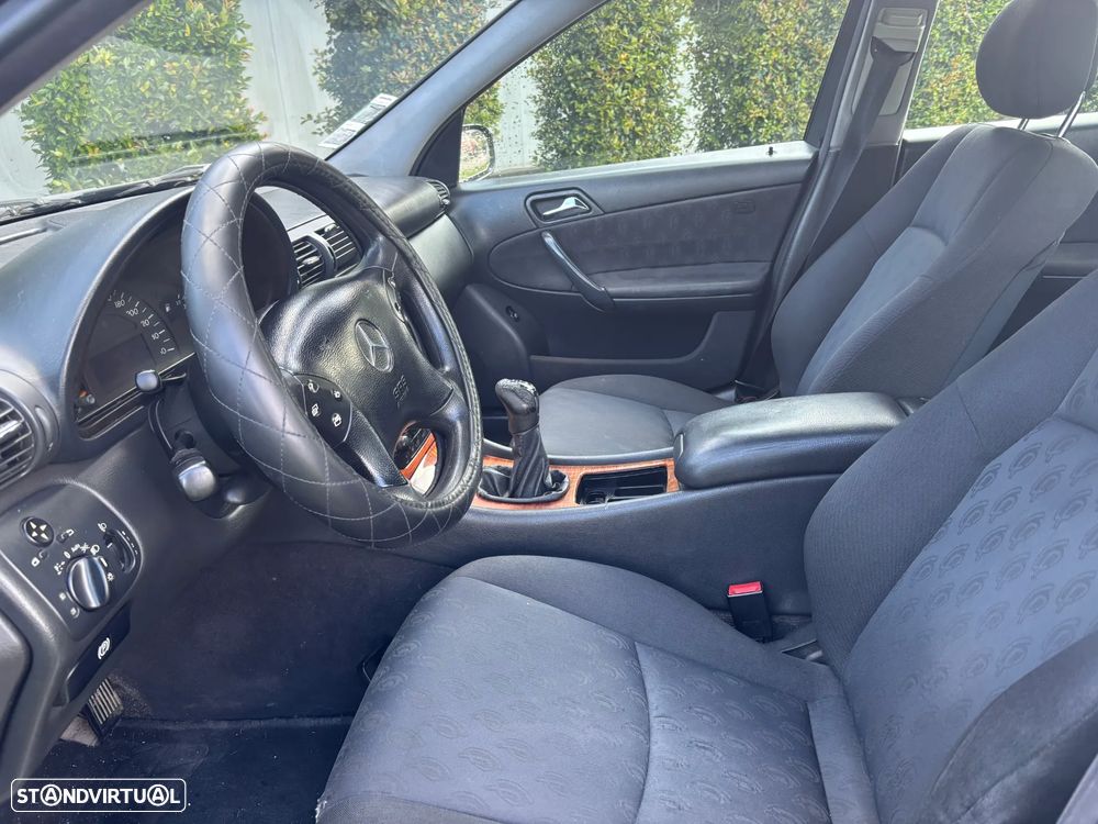 Mercedes-Benz C 220 CDI Classic DPF - 11