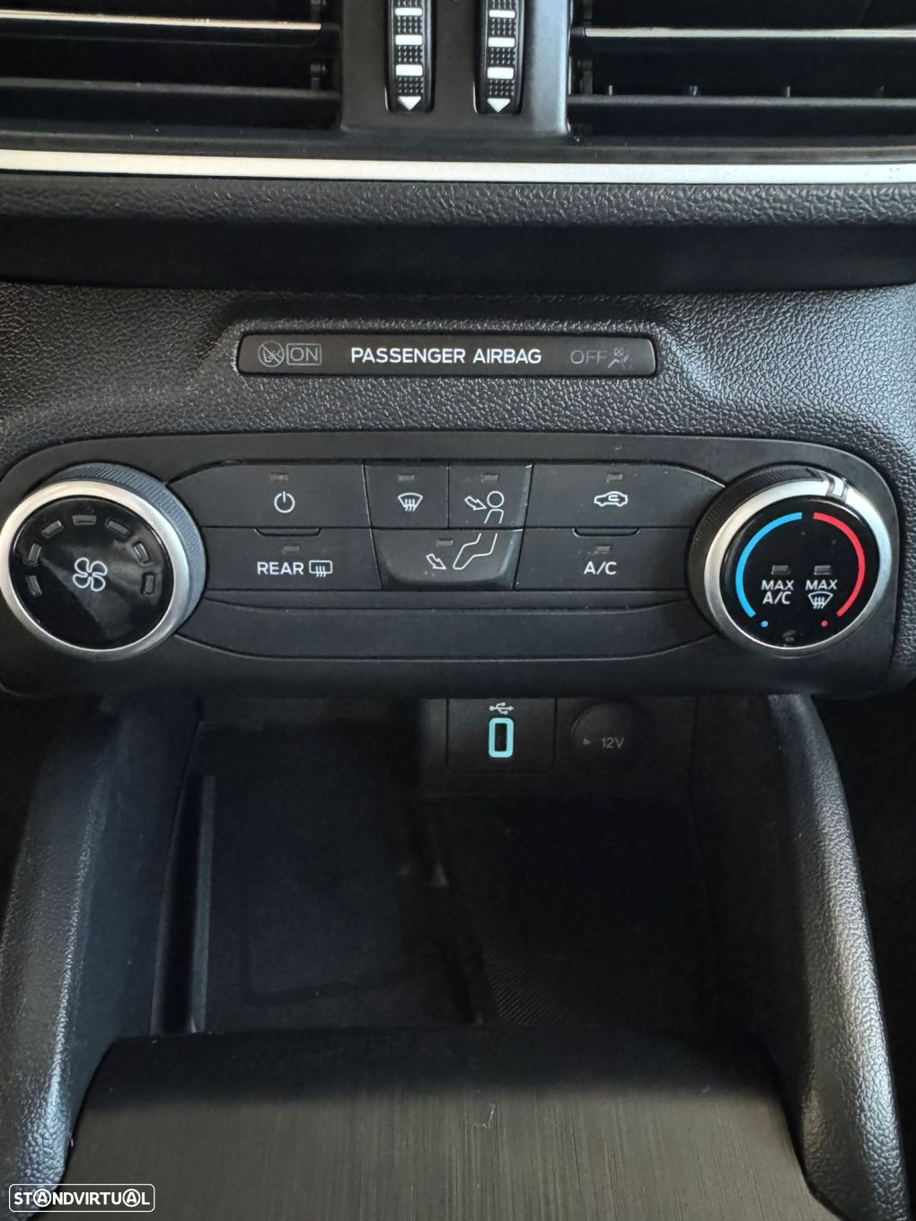 Ford Focus 1.5 EcoBlue S&S Aut. ST-LINE - 19