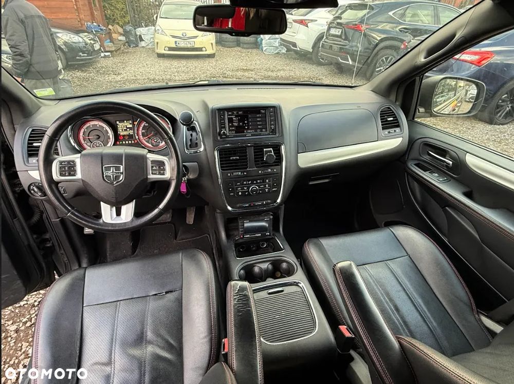 Dodge Grand Caravan 3.6 R/T - 5