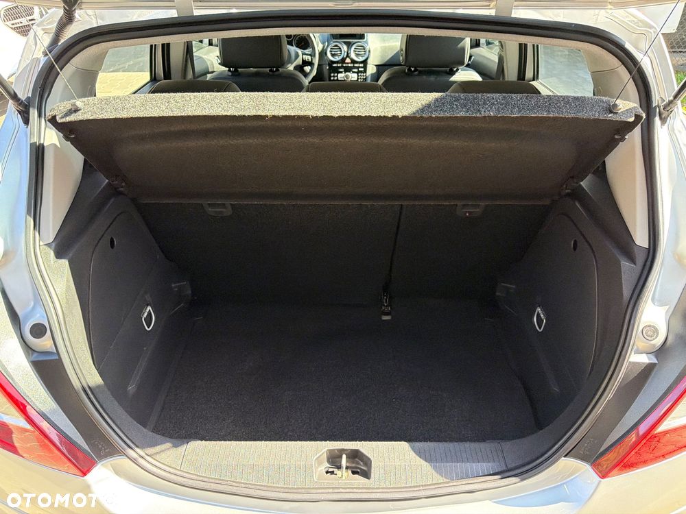 Opel Corsa 1.4 16V Edition - 13