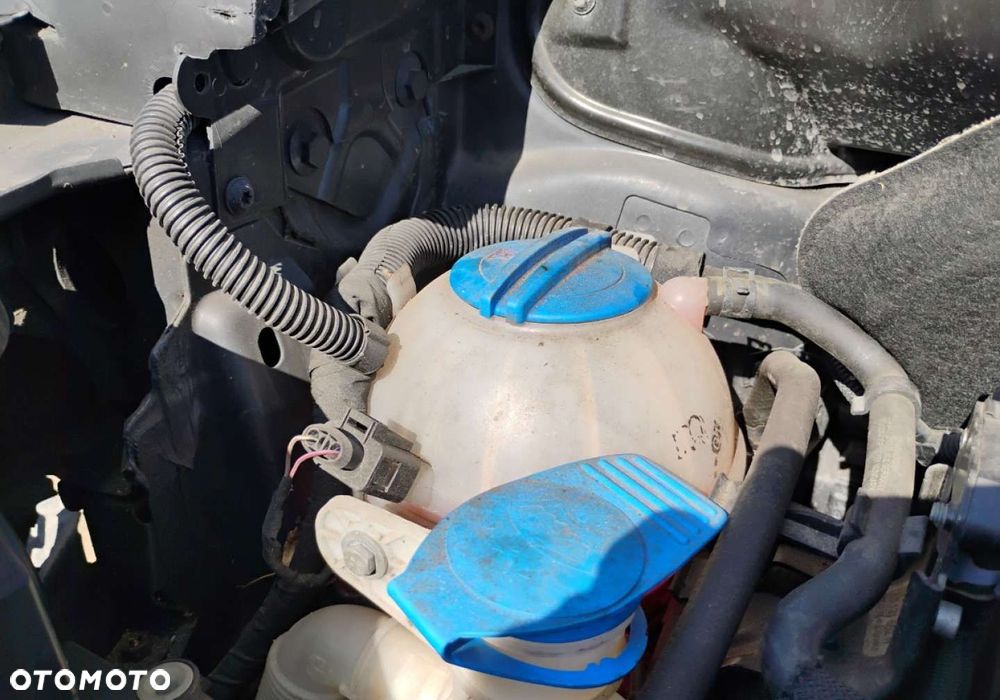 Volkswagen Touran - 23