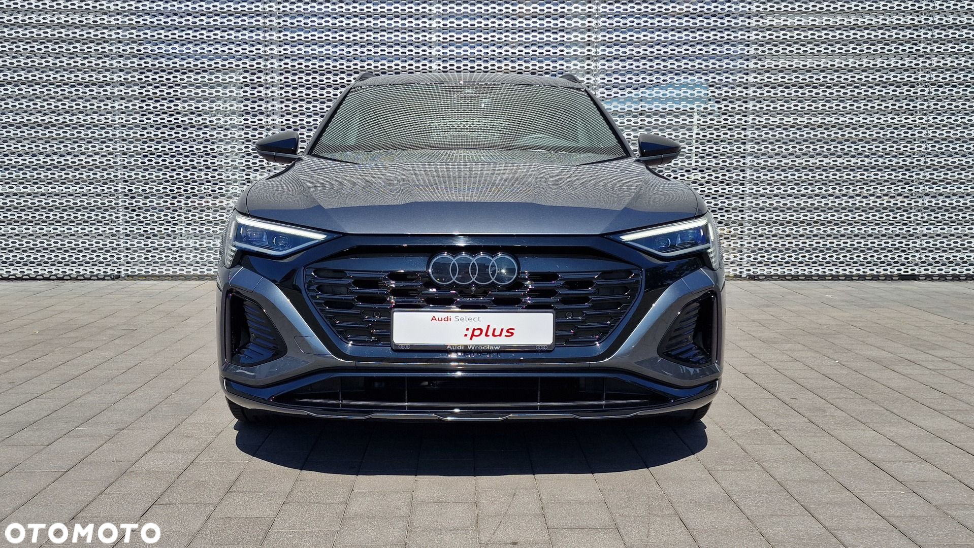 Audi Q8 - 2