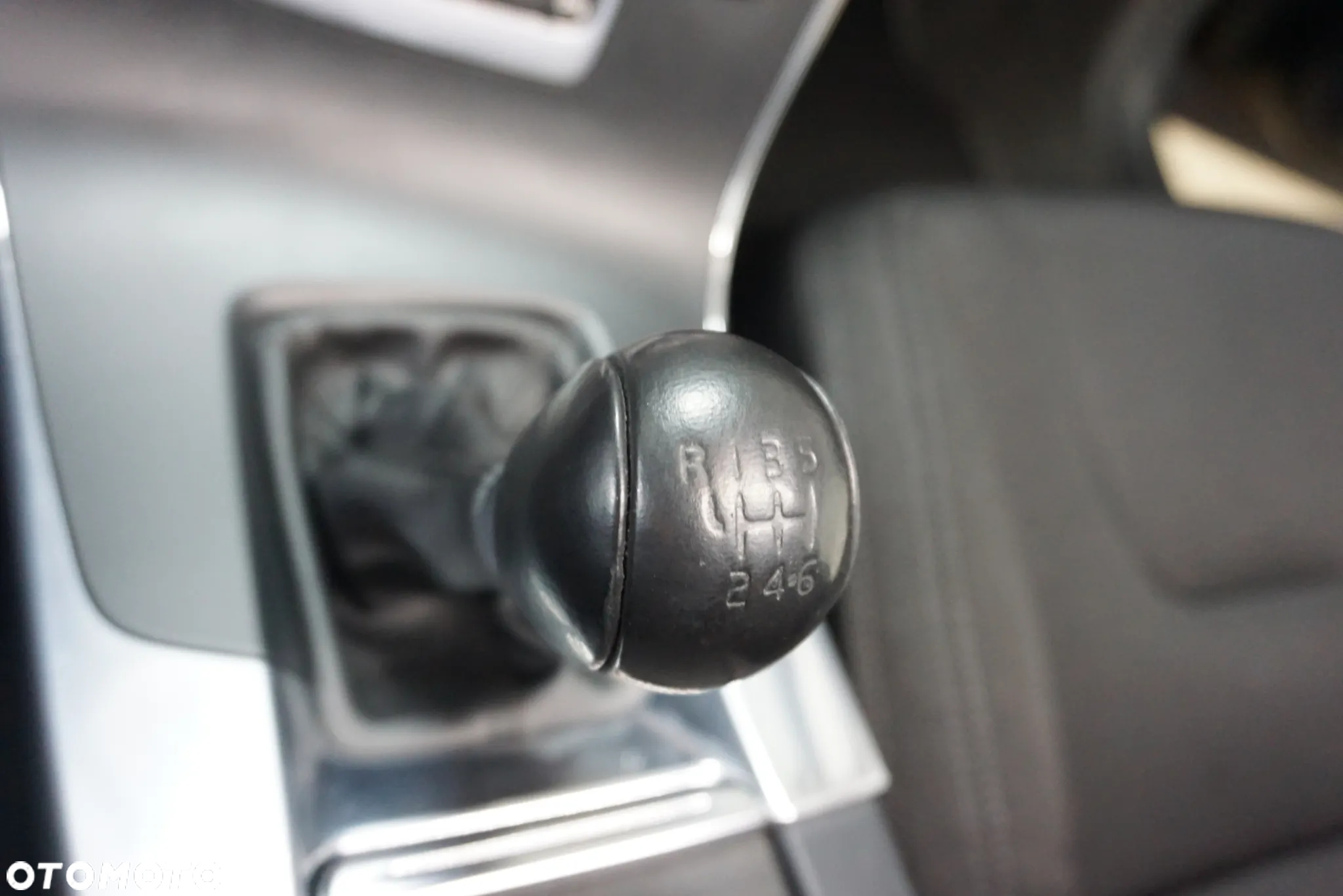 Volvo V60 D2 Kinetic - 31