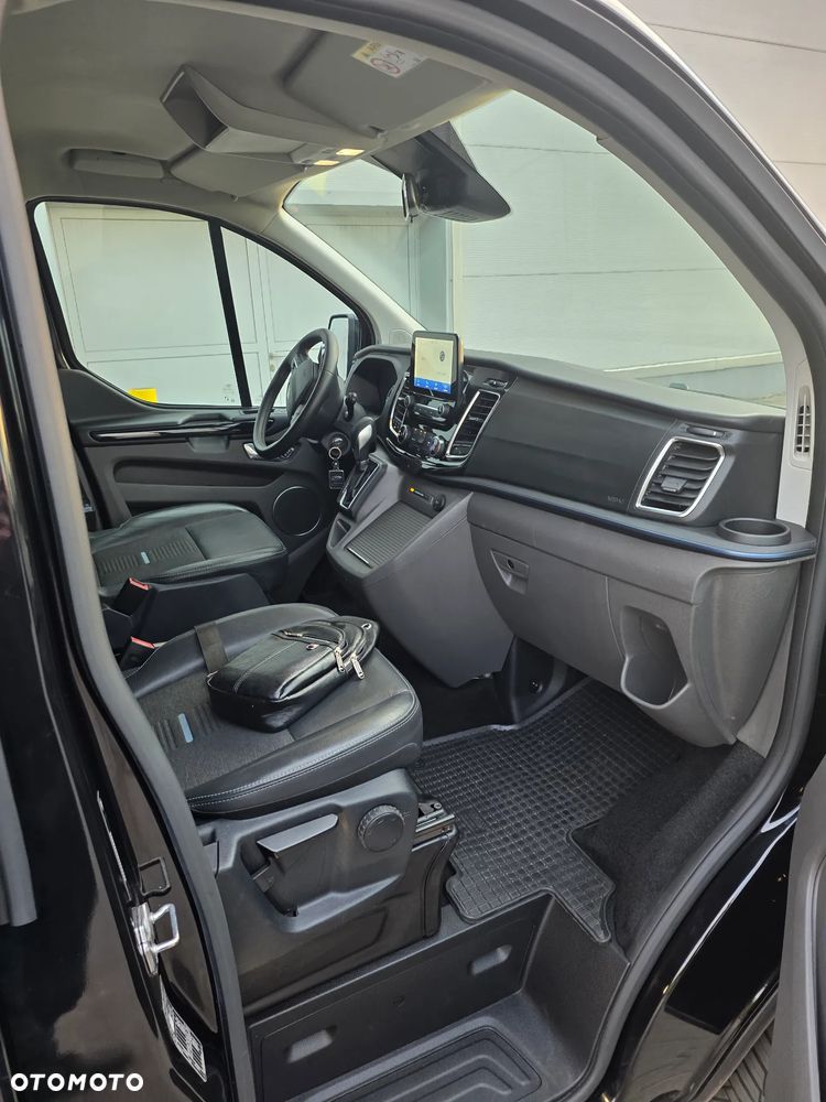 Ford Tourneo Custom - 7