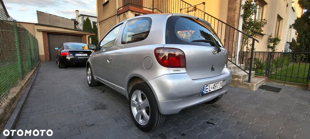 Toyota Yaris 1.3 Luna - 3