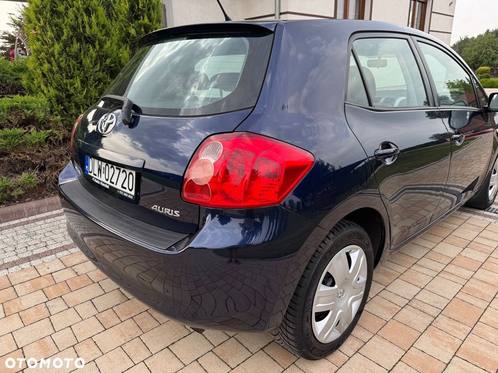 Toyota Auris 1.6 VVT-i Sol - 3