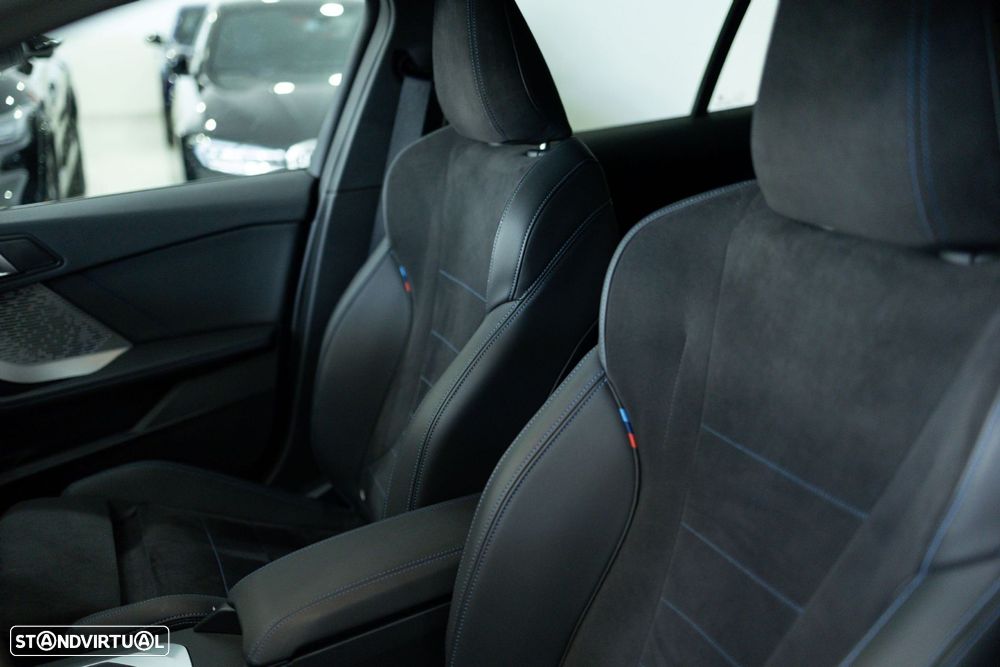 BMW 118 d Pack Desportivo M - 35