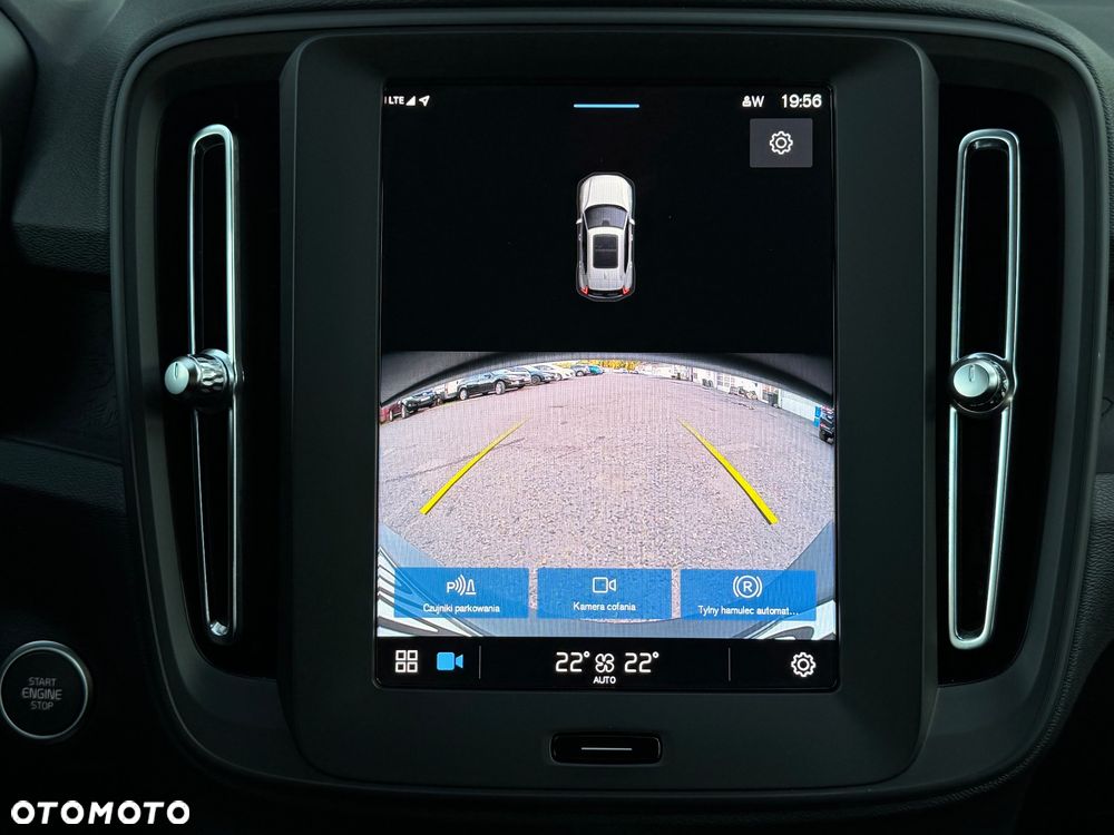 Volvo XC 40 - 22